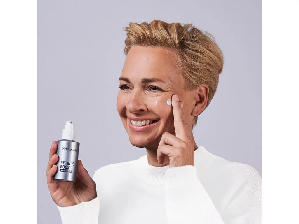 neutrogena-retinol-boost.webp