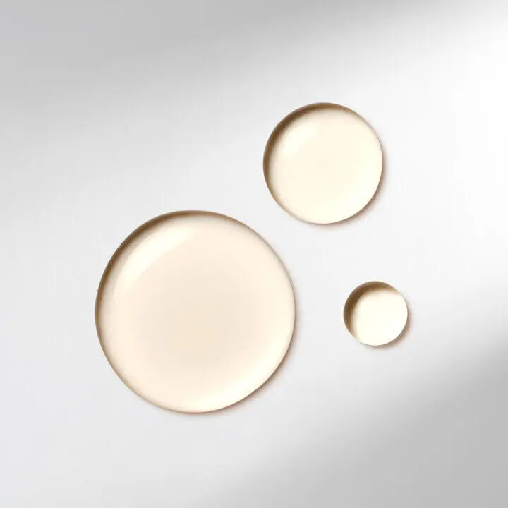 ultimate-smooth-miracle-oil-serum-slider-image-2_d.webp