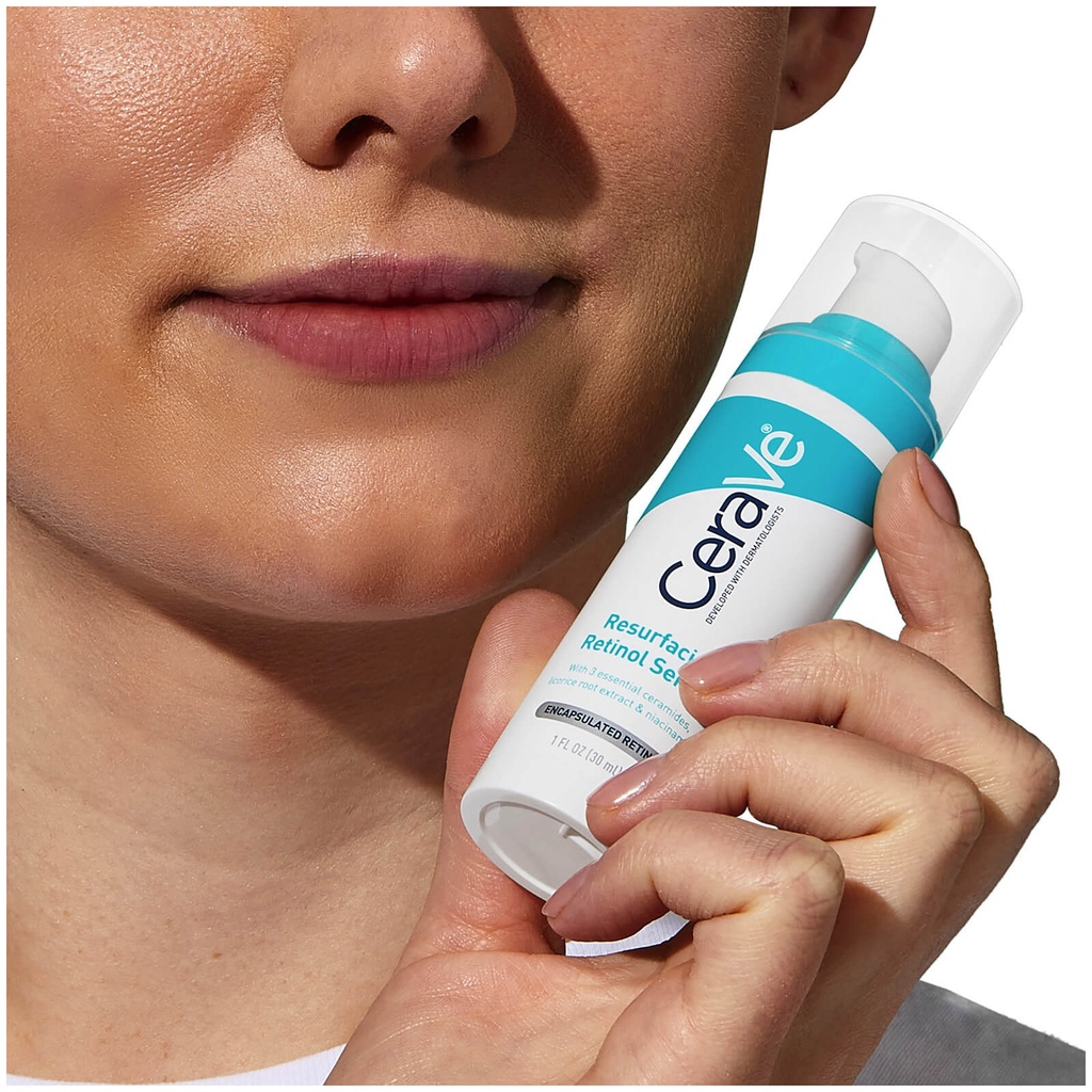 CeraVe Resurfacing Retinol Serum with Ceramides & Niacinamide for Blemish-Prone Skin 30ml, Clear